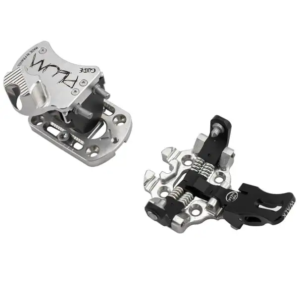 PLUM GUIDE 12 GREY 23